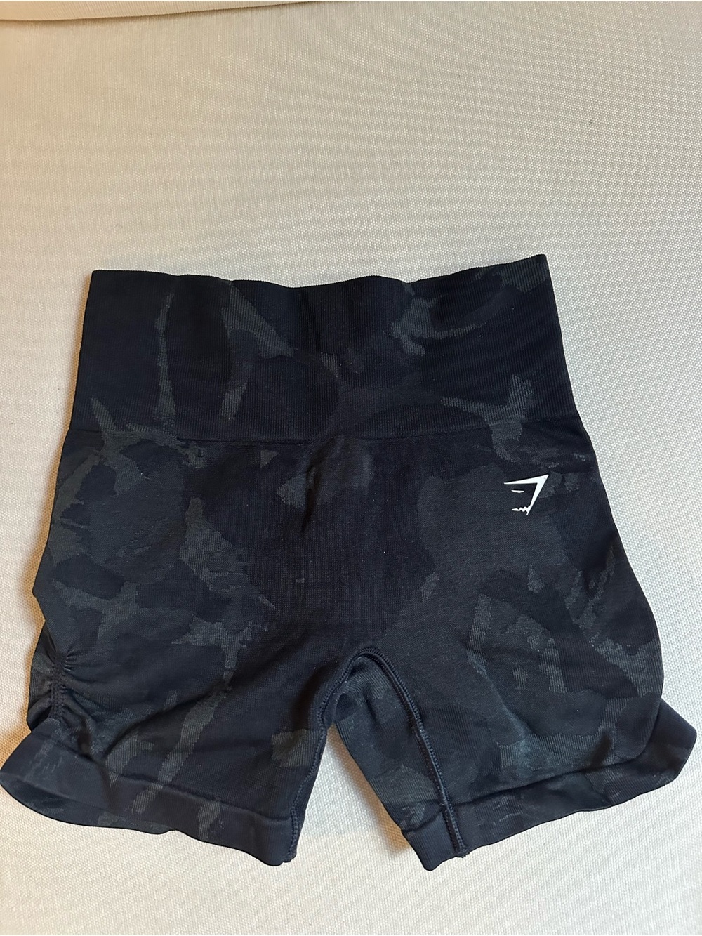Gymshark Adapt Camo Seamless 5" Shorts - Picture 2 of 5